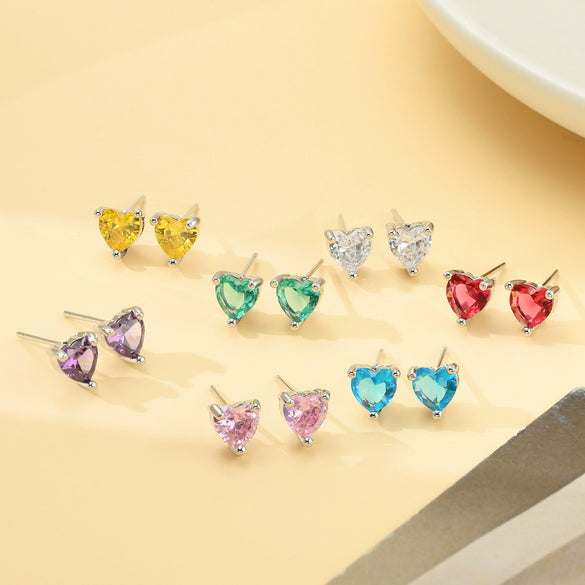 Wholesale Women's Simple Copper Heartshaped Zircon Inlaid Ear Jewelry