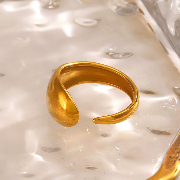 Wholesale Women's Simple Drop Shaped Stainless Steel Ring With Bright Polished And Electroplating Treatment