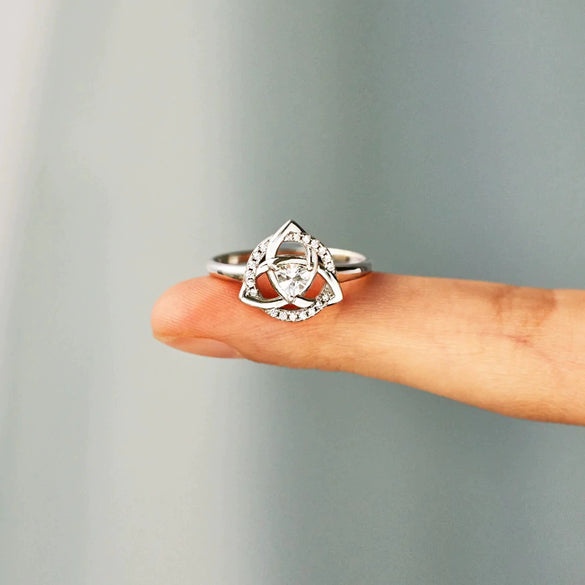 Wholesale Women's Simple Fashion Geometric S925 Sterling Silver Zircon Ring Jewelry With Electroplating