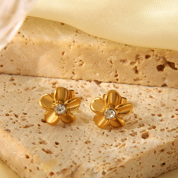 Wholesale Women's Simple Flower Design Stainless Steel Earrings With Electroplating Process