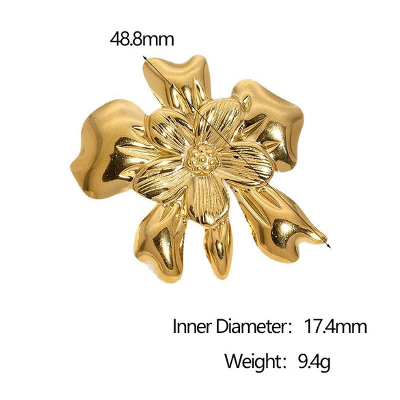 Wholesale Women's Simple Flower Pattern Goldplated Stainless Steel Open Rings Hand Jewelry