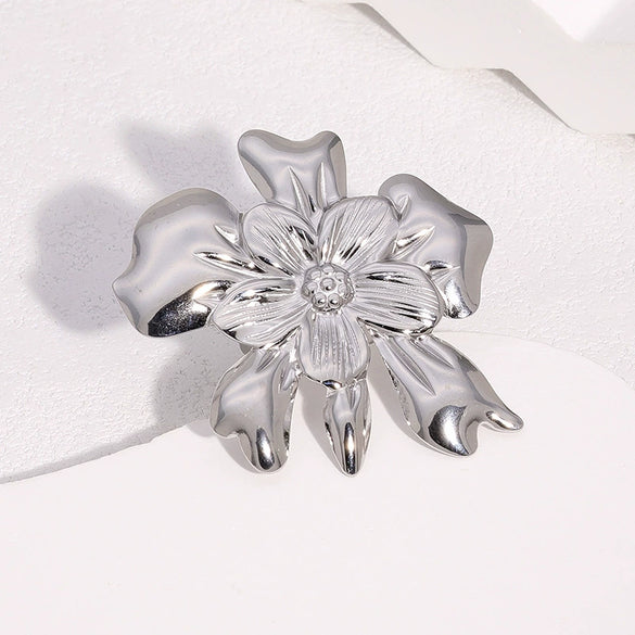 Wholesale Women's Simple Flower Pattern Goldplated Stainless Steel Open Rings Hand Jewelry