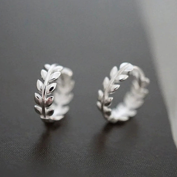 Wholesale Women's Simple Fresh Pastoral Style Copper Leaf Earrings With Electroplating