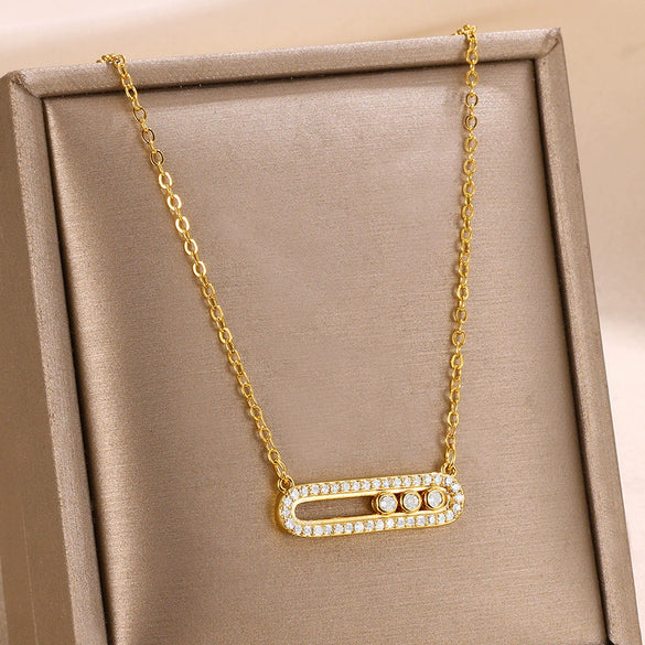 Wholesale Women's Simple Geometric Copper Electroplated Threediamond Sliding Necklace With Zircon Pendant Snake Bone Chain