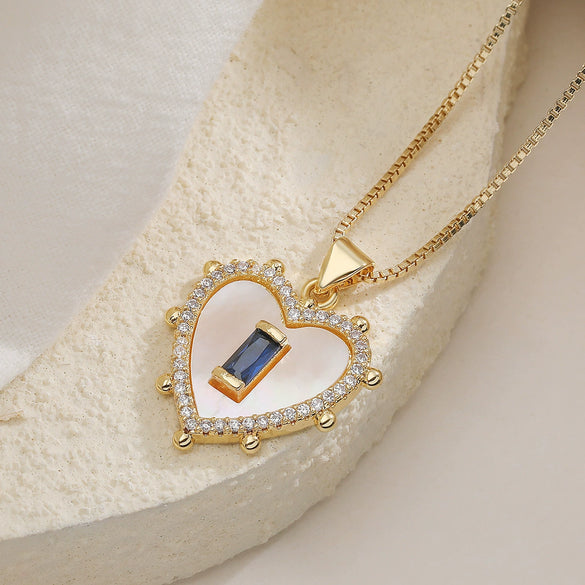 Wholesale Women's Simple Geometric Copper Plated 18K Gold Heart Pendant Necklace