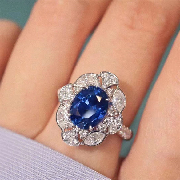 Wholesale Women's Simple Geometric Copper Ring With Imitation Sapphire And Zirconia And Flower Pattern