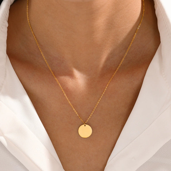 Wholesale Women's Simple Geometric Stainless Steel Gold Electroplated Coin Wafer Clavicle Necklace