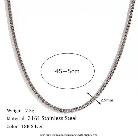 Wholesale Women's Simple Geometric Titanium Steel And Stainless Steel Chain Necklace With Electroplating