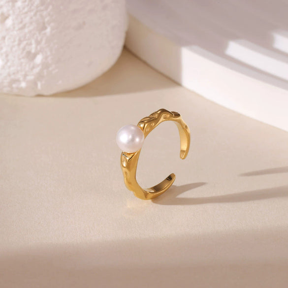 Wholesale Women's Simple Geometric Titanium Steel Electroplated Pearl Open Ring