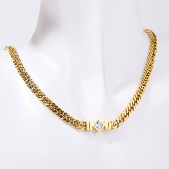 Wholesale Women's Simple Geometric Titanium Steel Snake Bone Chain Necklace With Vacuum Furnace And Electroplating Treatment