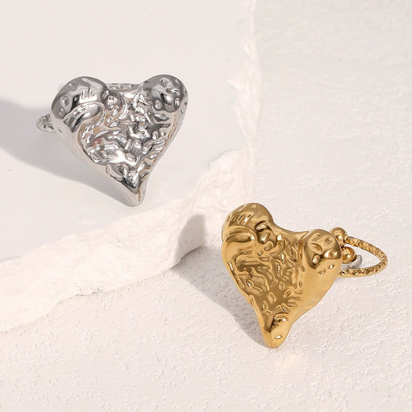 Wholesale Women's Simple Heart Shape Stainless Steel Electroplated Ring Hand Jewelry