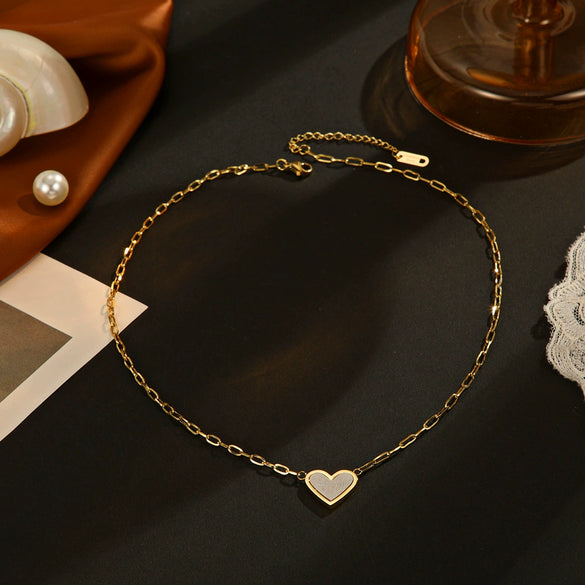 Wholesale Women's Simple Heartshaped 14K Goldplated Gold Inlaid Titanium Steel Necklace Jewelry