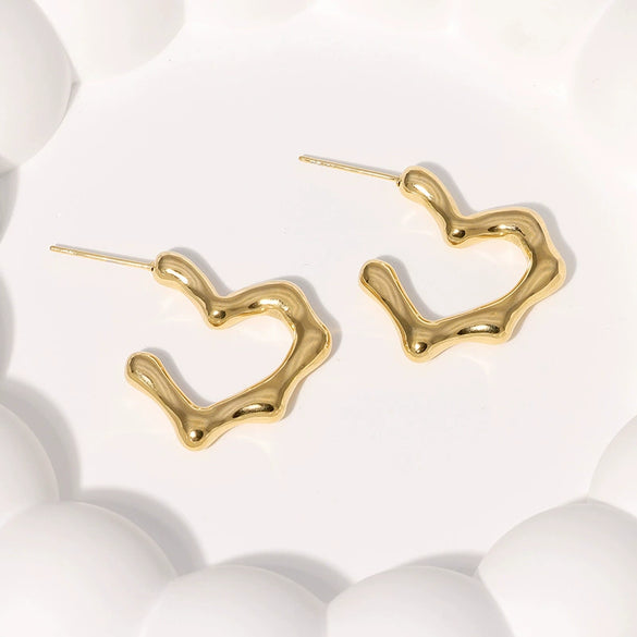 Wholesale Women's Simple High End Cold Style Titanium Steel Stud Earrings With Heart Flower And Geometric Patterns Electroplated