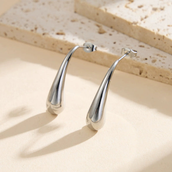 Wholesale Women's Simple Long Strip Water Drop Geometric Earrings Made Of Stainless Steel And 925 Silver With Electroplating