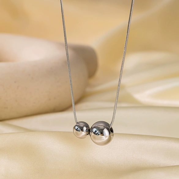 Wholesale Women's Simple Love Pendant Necklace Titanium Steel Geometric Snake Bone Chain Electroplated