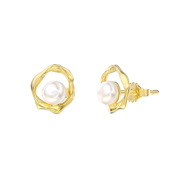 Wholesale Women's Simple Natural Geometric 925 Sterling Silver Fresh Water Pearl Mobius Earrings With Electroplating