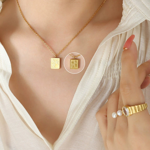 Wholesale Women's Simple Personality Square Titanium Steel Plated 18K Gold Pendant Necklace With Geometric Design