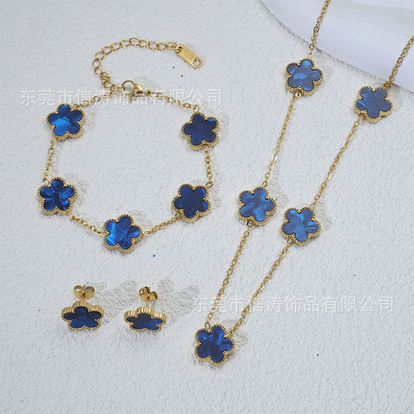 Wholesale Women's Simple Plants And Flowers Style Fiveflower Threepiece Set Necklace Earrings Bracelets 18K Titanium Steel Electroplated O Word Chain