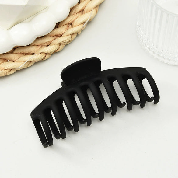 Wholesale Women's Simple Plastic And Resin Handmade Hair Clip Shark Clip Hair Accessories