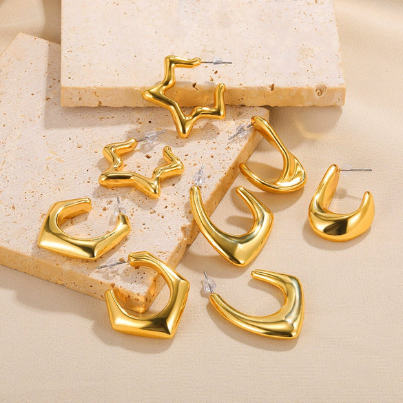 Wholesale Women's Simple Retro Hollow Crescent Geometric Alloy Gold Electroplated Earrings With Five Pointed Star And Water Drop Shapes