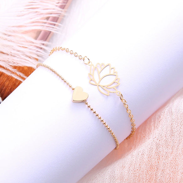 Wholesale Women's Simple Stylish Cut Out Heart Bracelet 2 Piece Set Alloy Electroplated