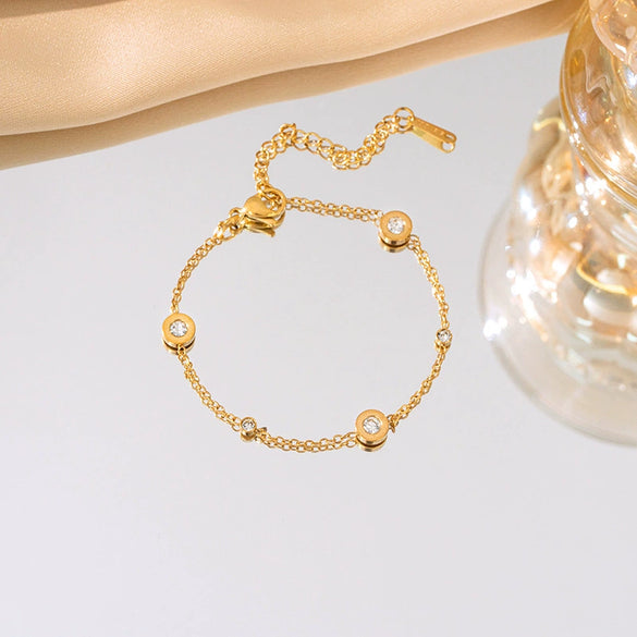 Wholesale Women's Simple Titanium Steel Bracelet With Roman Numeral Diamond Encrusted And Electroplating Design