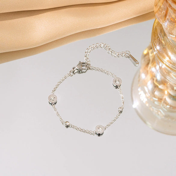 Wholesale Women's Simple Titanium Steel Bracelet With Roman Numeral Diamond Encrusted And Electroplating Design