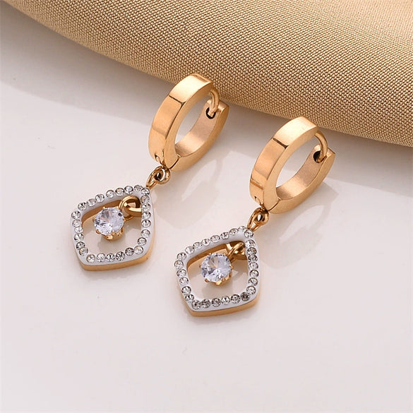 Wholesale Women's Simple Titanium Steel Diamond Geometric Stud Earrings With Electroplating