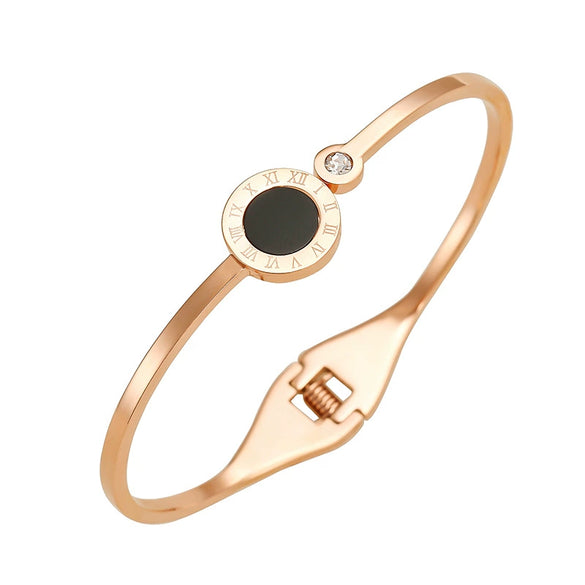 Wholesale Women's Simple Titanium Steel Shell Acrylic Bracelet With Fourleaf Clover Pattern Inlaid With 18K Rose Gold