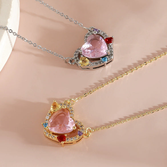 Wholesale Women's Single Diamond Heart Shaped Clavicle Necklace In Copper With Electroplating