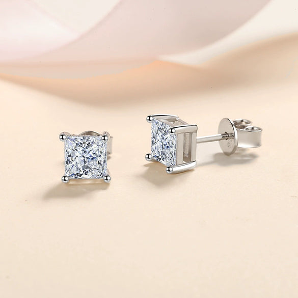 Wholesale Women's Specialshaped S925 Silver Geometric Moissanite Simulated Diamond Earrings With Electroplating