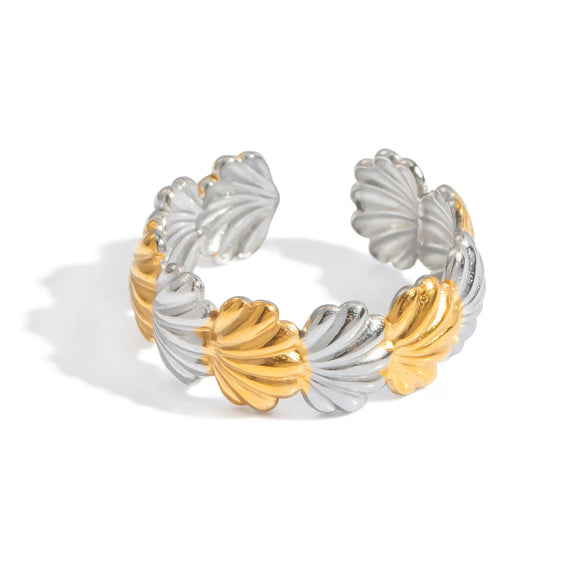 Wholesale Women's Splicing Gold And Silver Color Matching Geometric Stainless Steel Rings With Electroplating Design