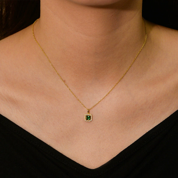 Wholesale Women's Square Geometric 925 Sterling Silver Emerald Zircon Pendant Necklace With Diamond Design
