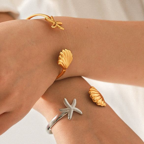 Wholesale Women's Stainless Steel And Shell Electroplated Starfish Ocean Element Open Bracelet Jewelry