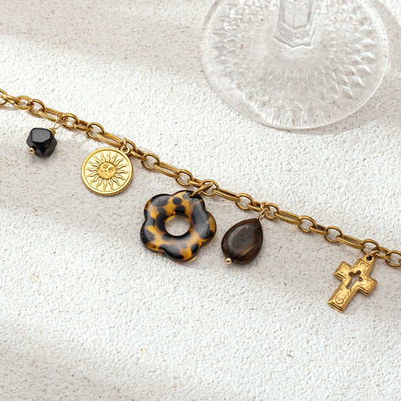 Wholesale Women's Stainless Steel And Titanium Steel Electroplated Flower Pendant Sweater Chain Necklace In Ins Style And Ocean Series