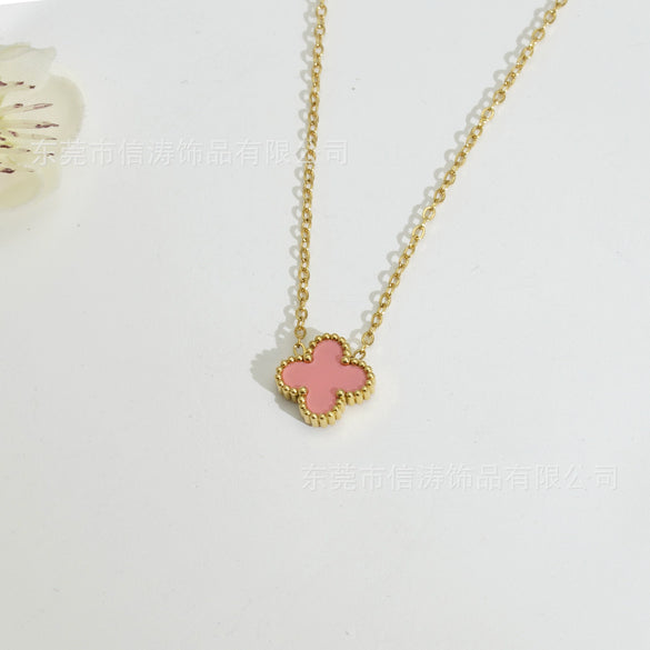 Wholesale Women's Stainless Steel And Titanium Steel 18K Plated Floral Pattern Necklace