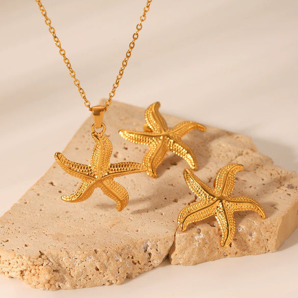 Wholesale Women's Stainless Steel And Titanium Steel Starfish And Geometric Pendant Necklace With Electroplating