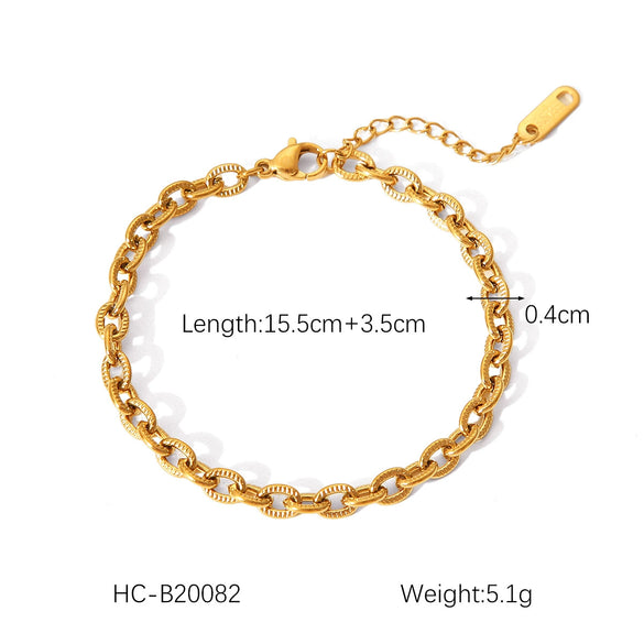 Wholesale Women's Stainless Steel Bracelet With Twist Chain Blade Chain Figaro Chain Snake Bone Chain In Geometric Design With 18K Gold Electroplating That Doesn't Fade