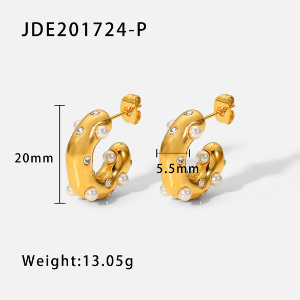 Wholesale Women's Stainless Steel C Shaped Earrings With Hammer Pattern And Inlaid Zircon Pearl Electroplated With 18K Gold