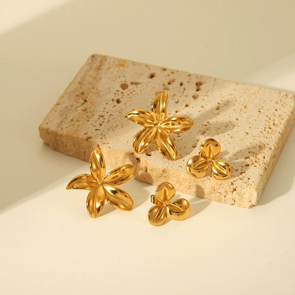 Wholesale Women's Stainless Steel Earrings With Flower Geometric Pattern Pvd Furnace Real Gold Electroplating