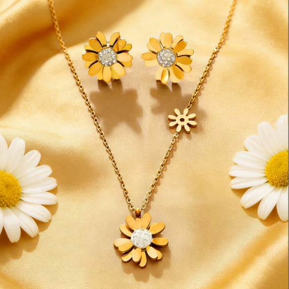 Wholesale Women's Stainless Steel Electroplated Daisy Pendant Necklace With Oshaped Chain Fairy Style