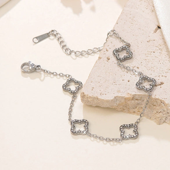 Wholesale Women's Stainless Steel Electroplated Fourleaf Clover And Flower Bracelet With Diamond Encrusted