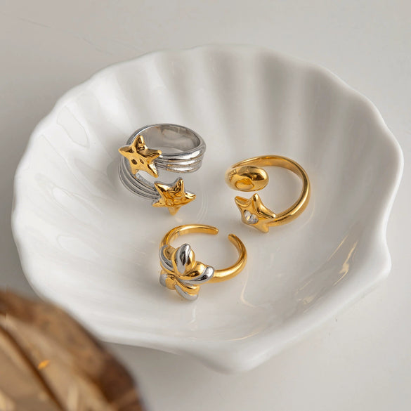Wholesale Women's Stainless Steel Electroplated Geometric Flower Ring Jewelry Accessories