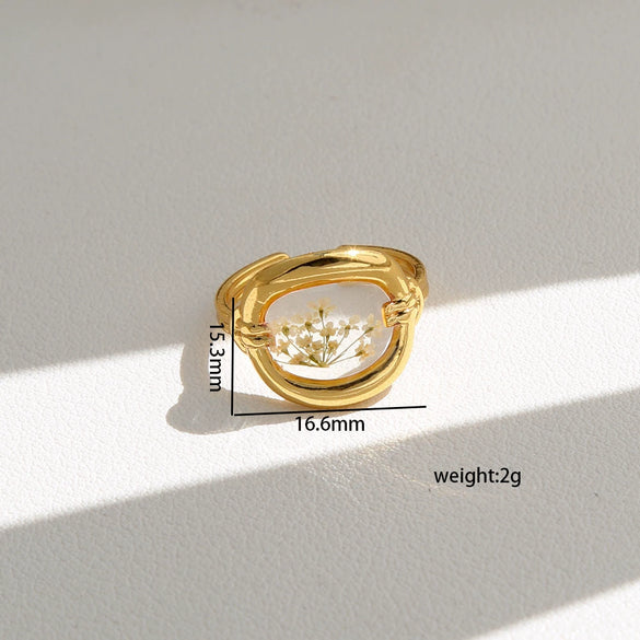 Wholesale Women's Stainless Steel Electroplated Heart Shape And Flower Ring With Minimalist Design