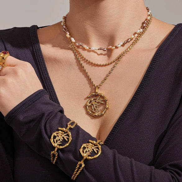 Wholesale Women's Stainless Steel Electroplated Romanstyle Bamboo Pendant Necklace And Bracelet Accessory