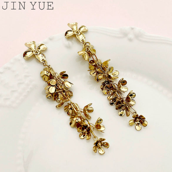 Wholesale Women's Stainless Steel Electroplated Three Dimensional Flower Tassel Earrings