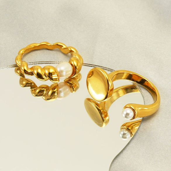 Wholesale Women's Stainless Steel Fashion Open Ring With Geometric Design And Electroplating Treatment