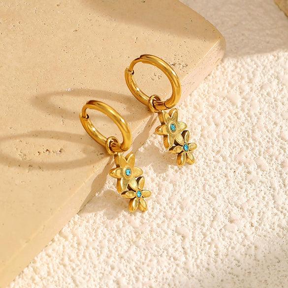 Wholesale Women's Stainless Steel Fivepointed Star Geometric Little Fresh Style Pvd Furnace Vacuum Real Gold Plated Earrings