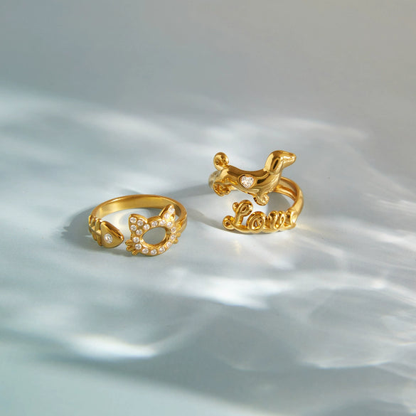 Wholesale Women's Stainless Steel Geometric Animal Ring With Vacuum Real Gold Plating In Pvd Furnace