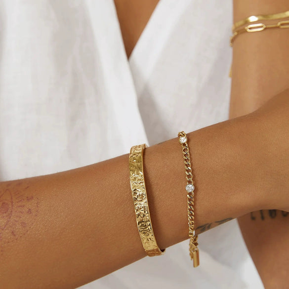 Wholesale Women's Stainless Steel Geometric Bracelet With Electroplating